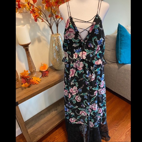 Express Dresses & Skirts - Express 🌸 Black - Floral - Lace - Maxi Dress